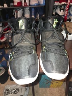 Nike kyrie size 10.5