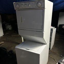 Whirlpool Heavy Duty Stacked Washer And Dryer 220 Volt 