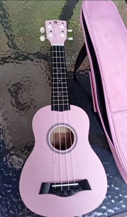Pink Ukulele with Soft Case