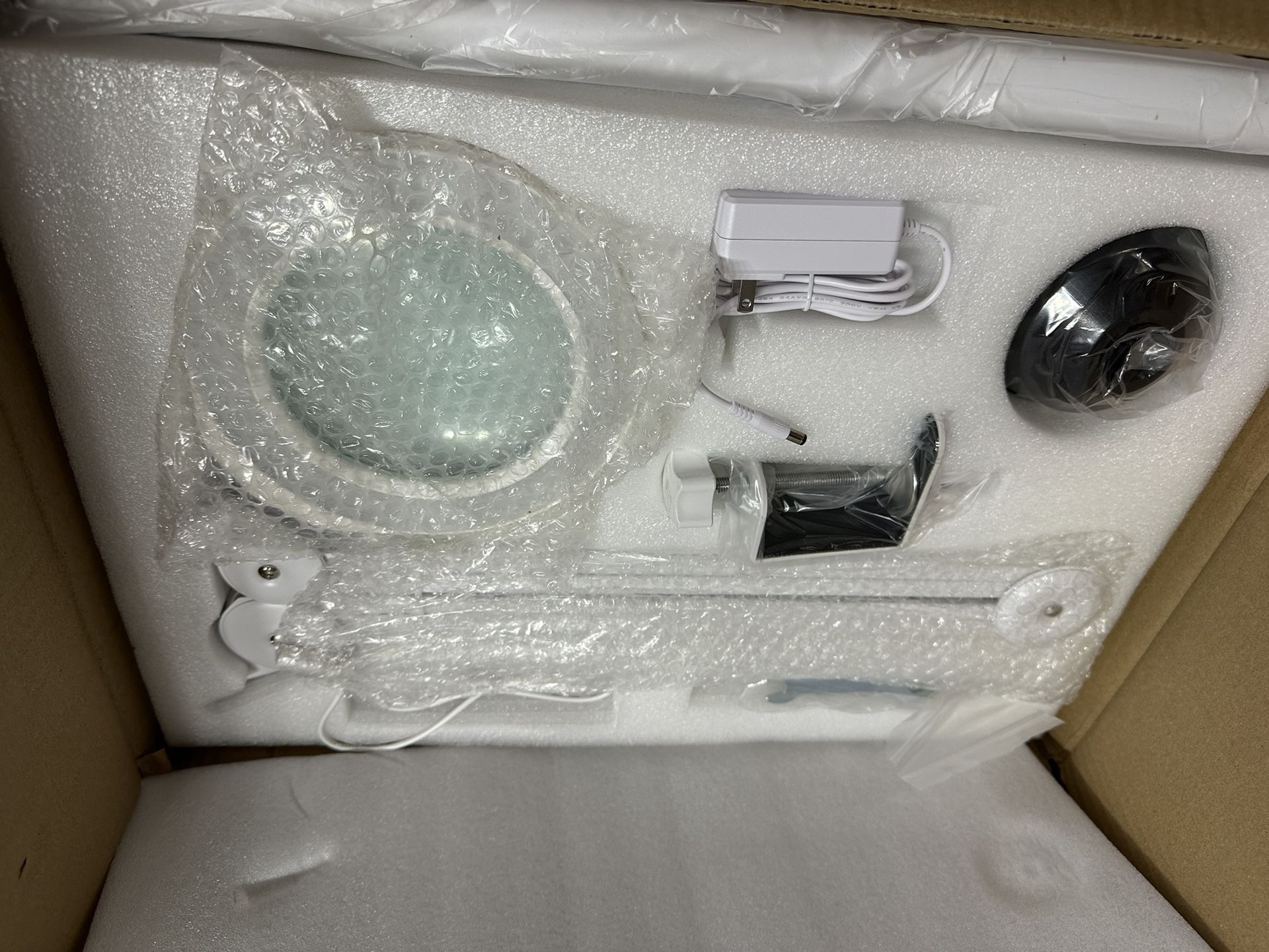 New 10x Magnifier Lamp With Stand And Desk Clamp