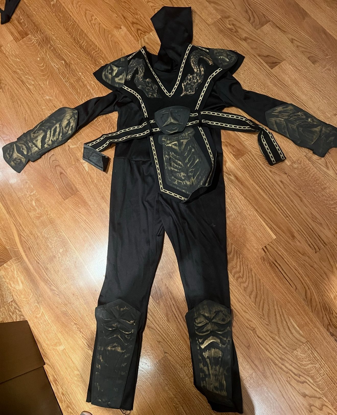 Child’s Costume , 8-10yo