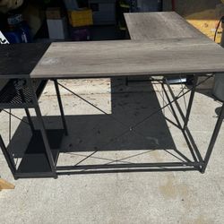 L Shaped Office / Computer Desk 