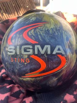 Motiv Bowling Ball