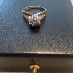 Like New Ring Whit Diamonds