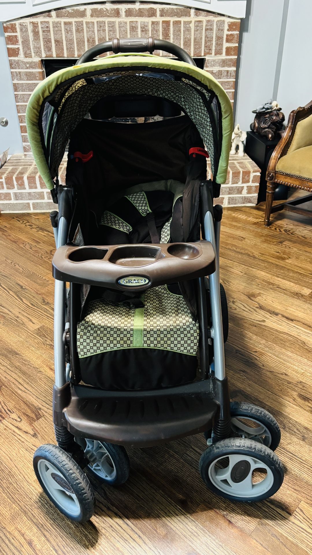 Graco Baby Stroller – Gently Used | Great Condition!