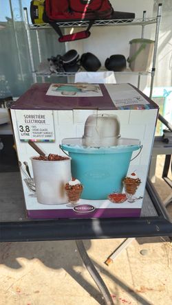 Ice cream maker (new)