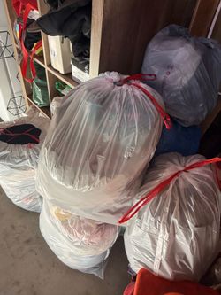 6 bags of clothing