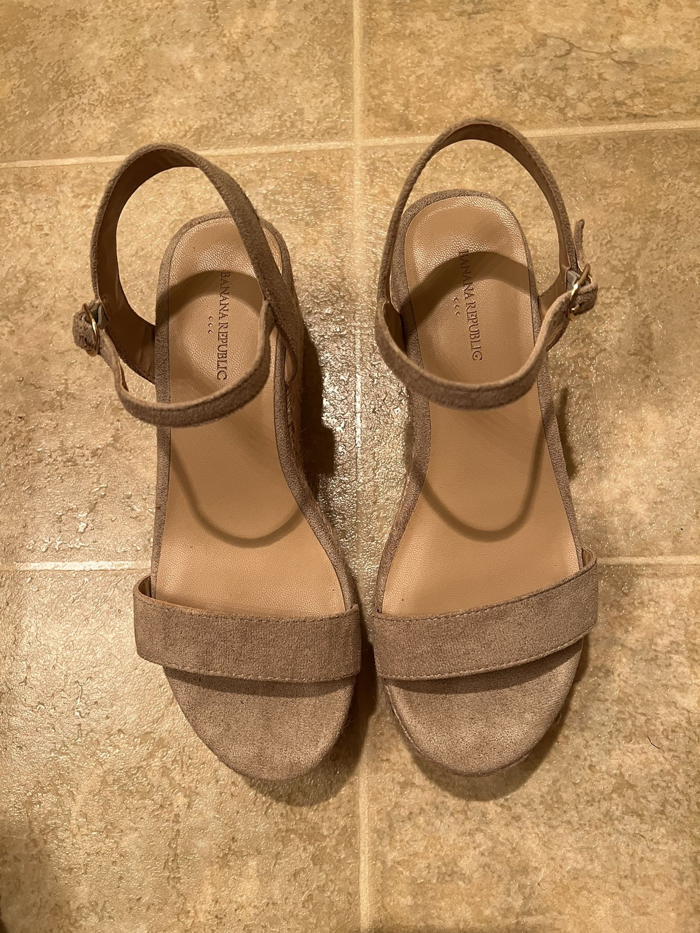 Banana Republic Shoes