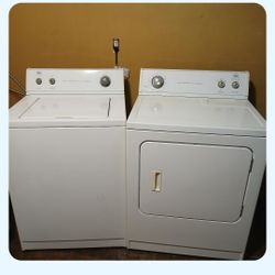 Whirlpool Washer And Dryer Set 
