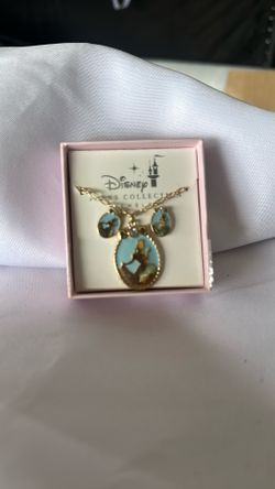 Cinderella Earring. Disney