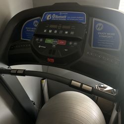 Treadmill 