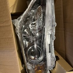 Passenger Side Headlight For 10-11 Toyota Camry