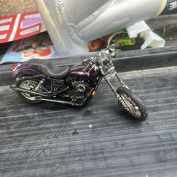 1/32 Scale Bike