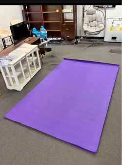 Moving sale !! New 5'x8' Non Slip purple Exercise Yoga Mat