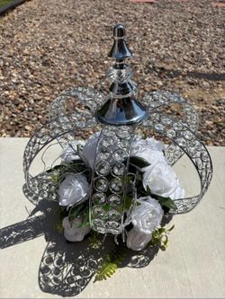 Crown Centerpiece Arrangement 
