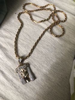 Chain n charm