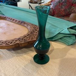 AMAZING GREEN TEAL BUD VASE