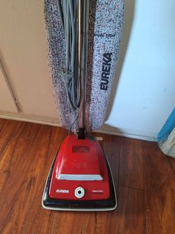 Heavy duty Vacuum. Excellent Condition