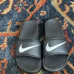 Nike Slippers Used Once