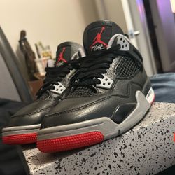 Jordan 4 