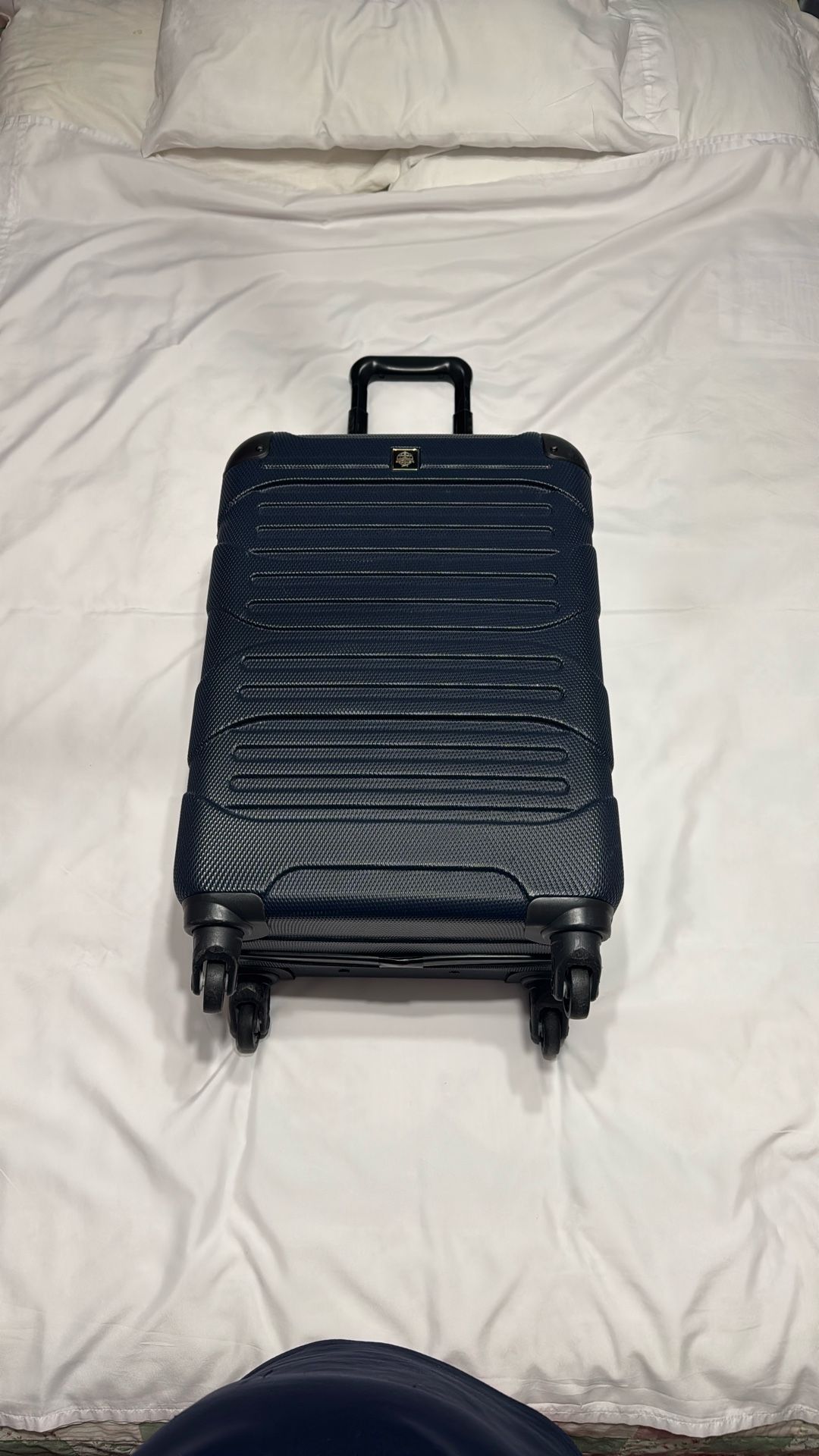 American Tourister Wheeled Carry On