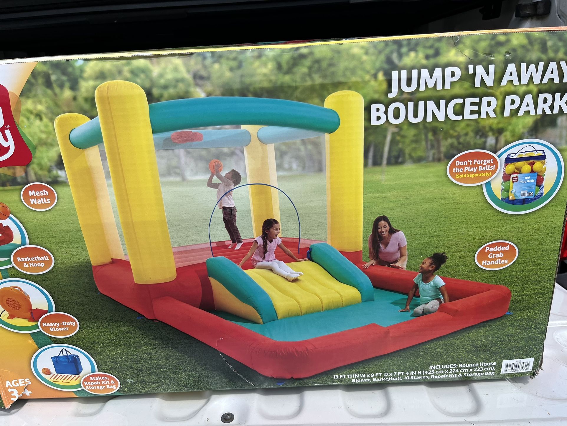 Play day hot sale bounce house