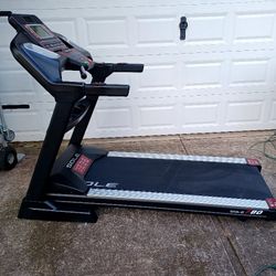 Sole F-80 Treadmill Only a few Years Old With Bluetooth 