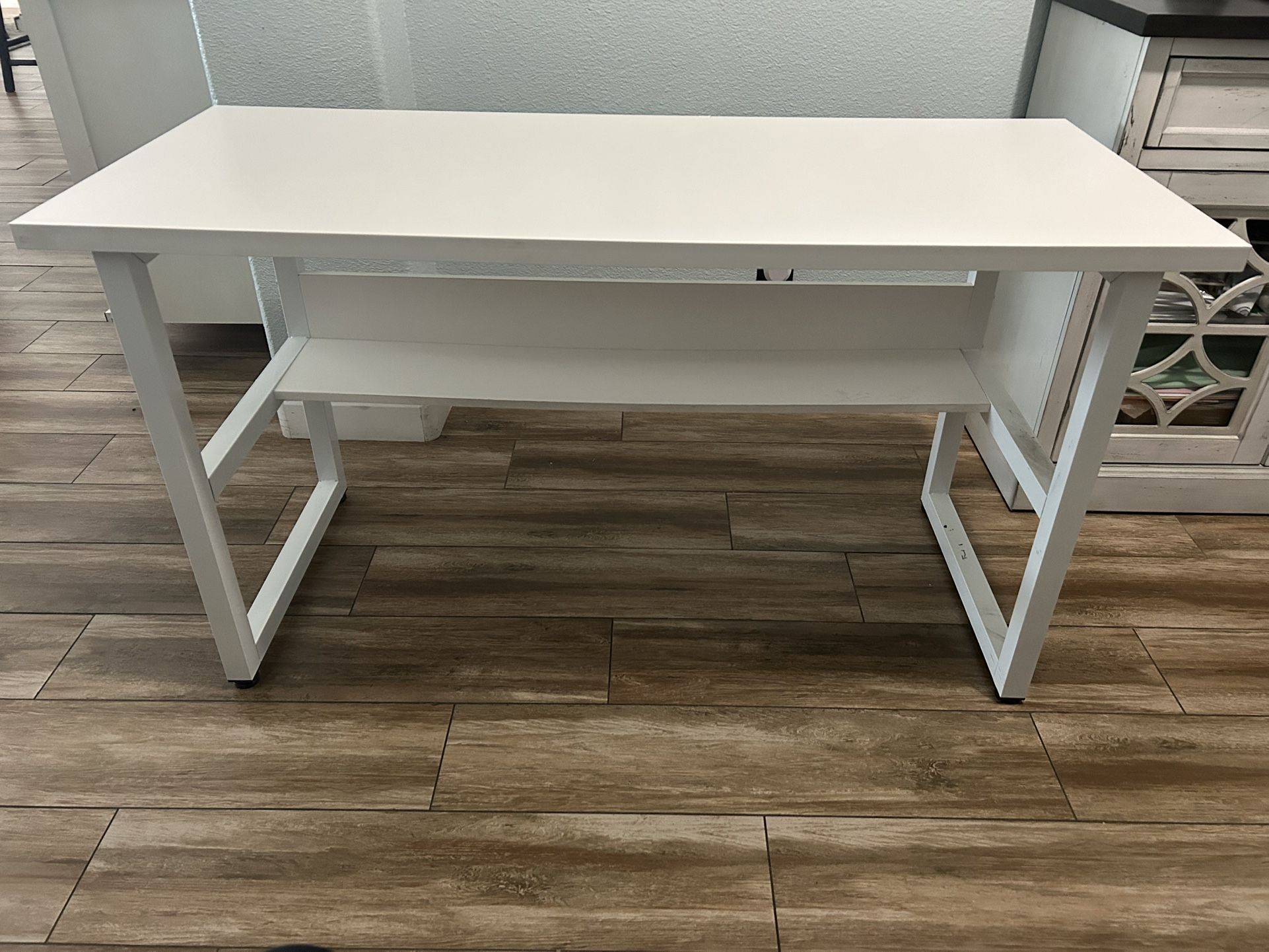 White Computer Desk