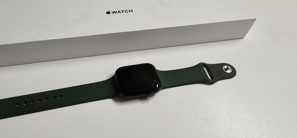 Apple Watch - Series 7 45MM