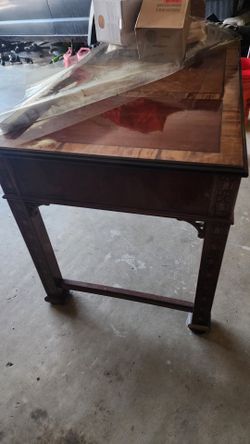 Desk 50% off $500