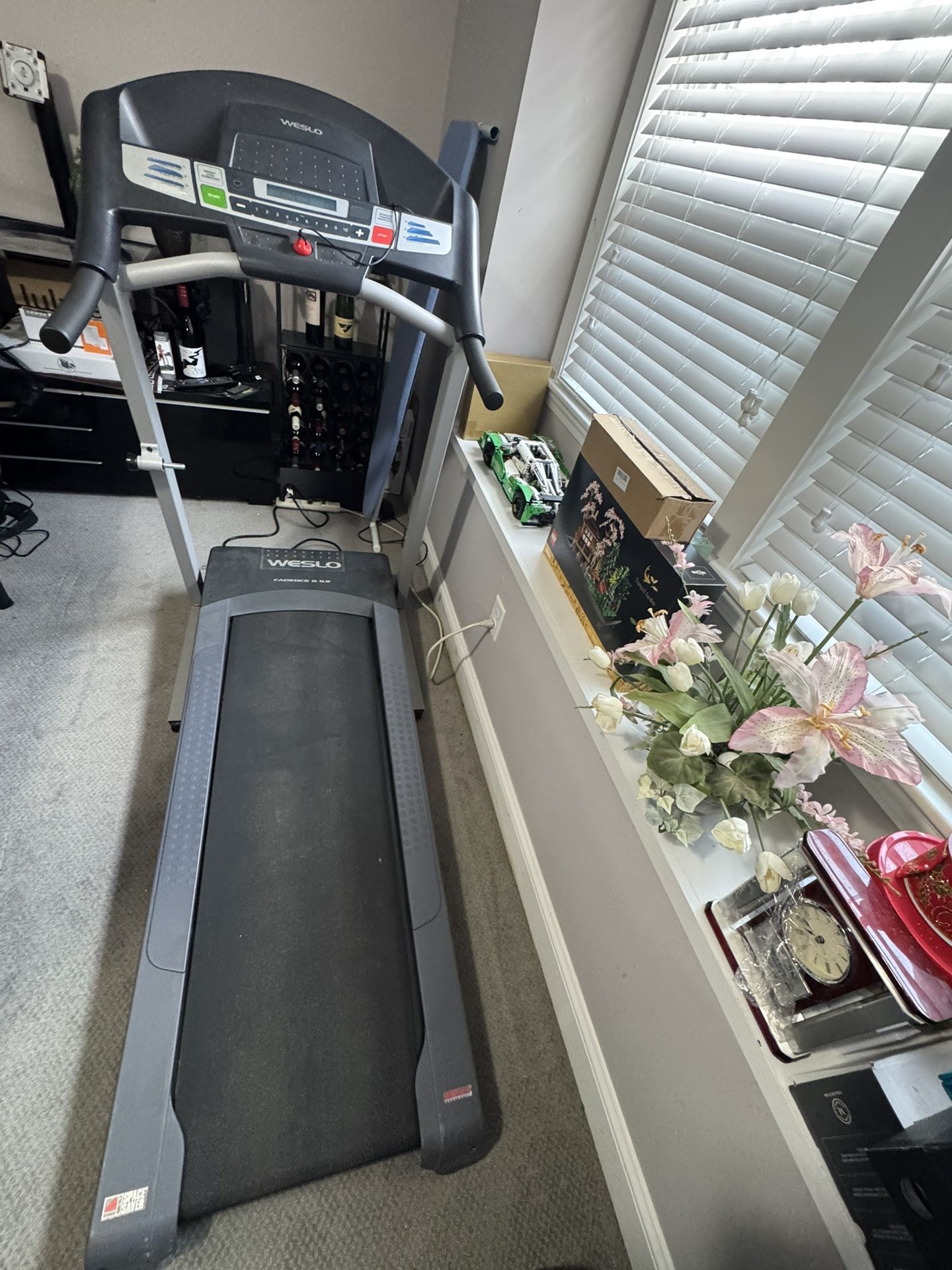 Treadmill. Mint Condition.