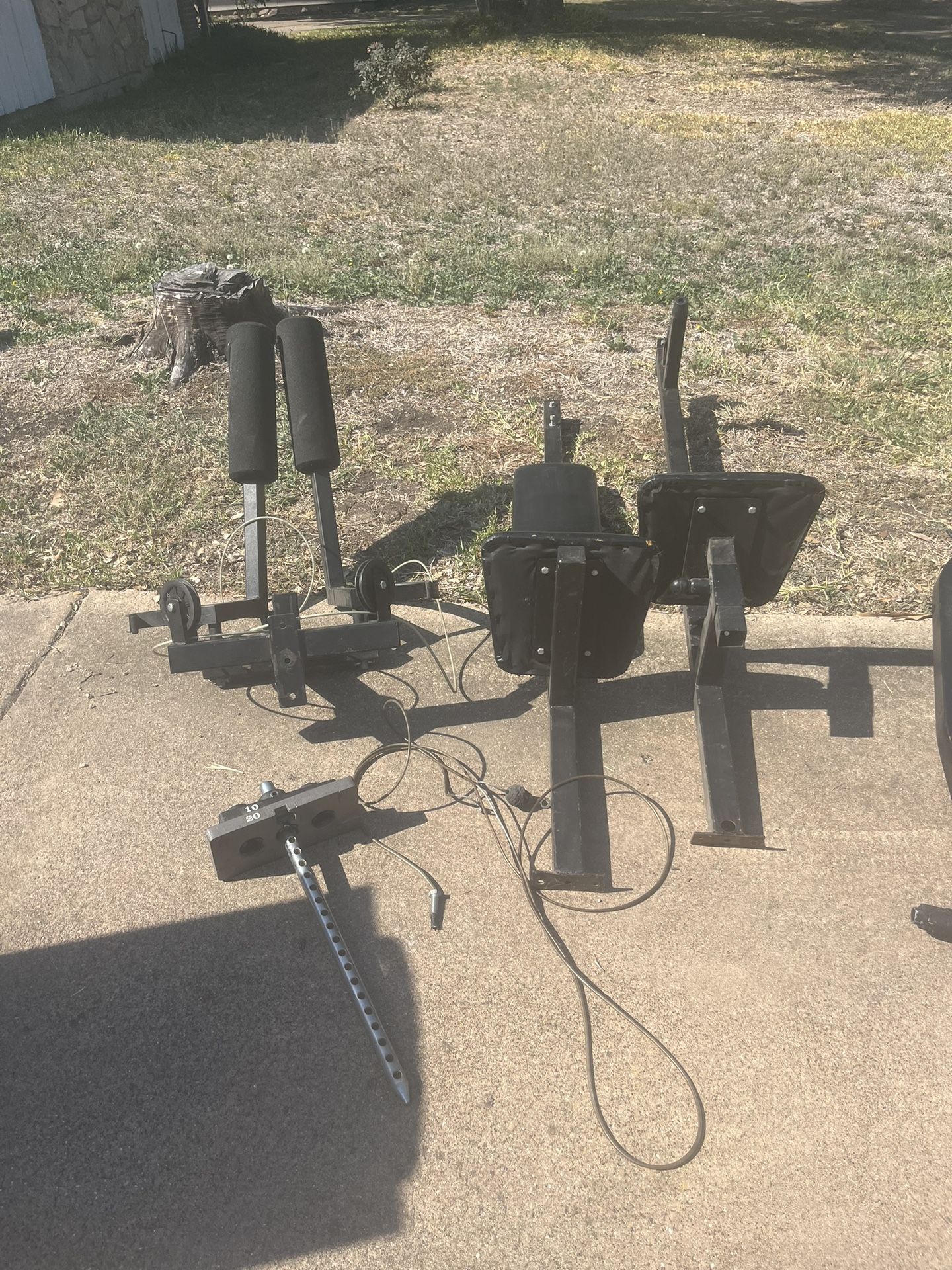 WORK OUT EQUIPMENT; I am selling for someone else. It has been in her garage. Not sure what is missing but someone might like to buy what is here & ad