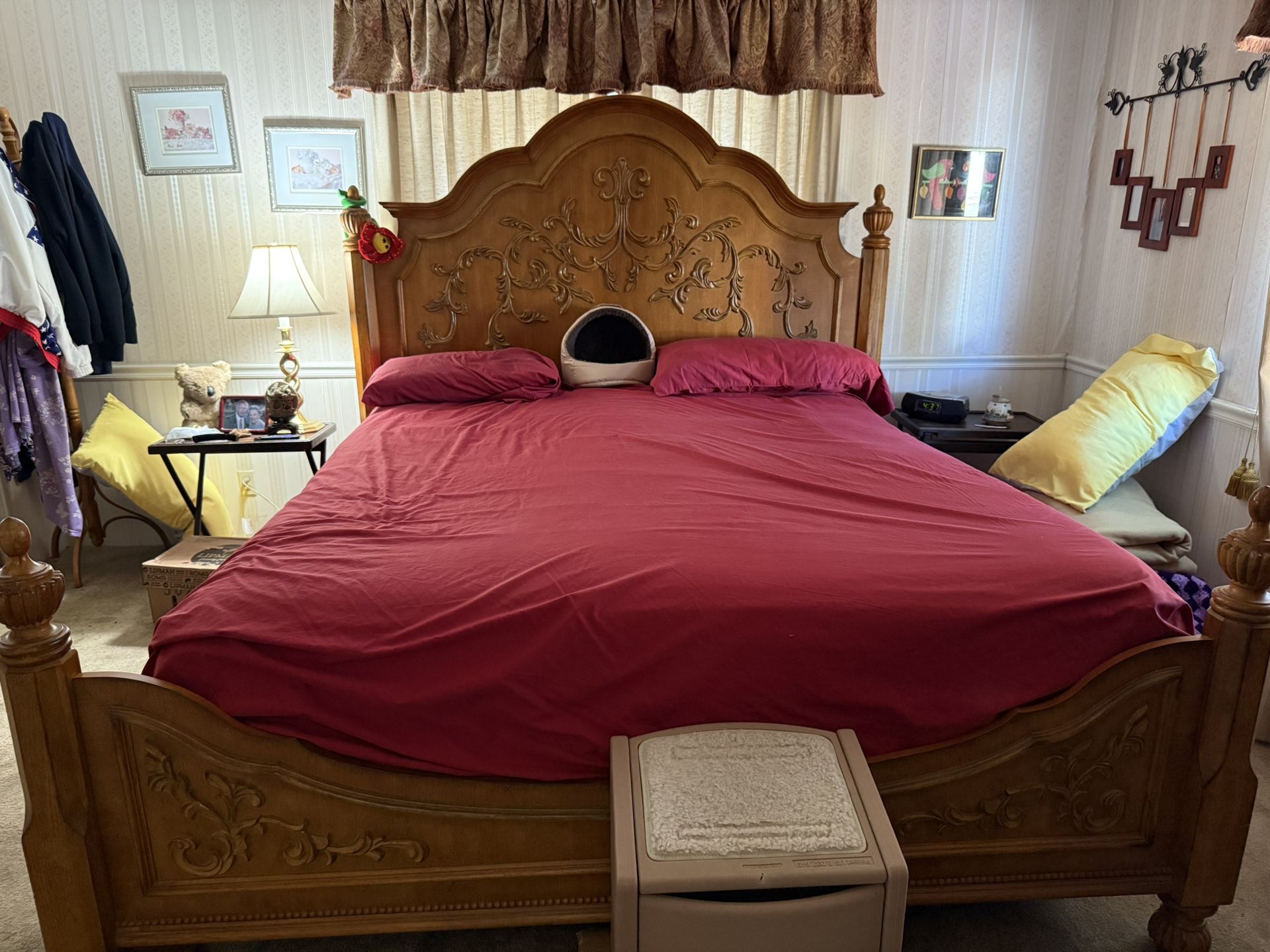 Ca king Frame, Box Spring & Mattress. Mattress Needs Replacement.