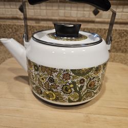 Vintage FANCIPANS kettle 
