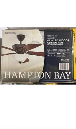 Hampton Bay Wellston II 44in. Ceiling Fan W/Light