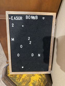 Felt letter board