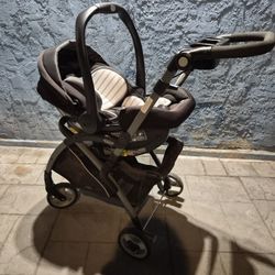 Graco Click Connect And Car Seat 