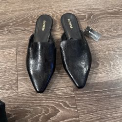 Express Black Women’s Slip On Shoe Sz8