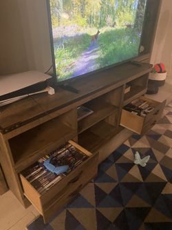 4 Piece Ashley Furniture Entertainment Center