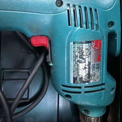 Makita 3/8 Drill 30