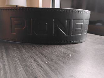 Pioneer weightlifting lever belt