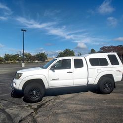 Toyota Truck Camper Shell & Storage