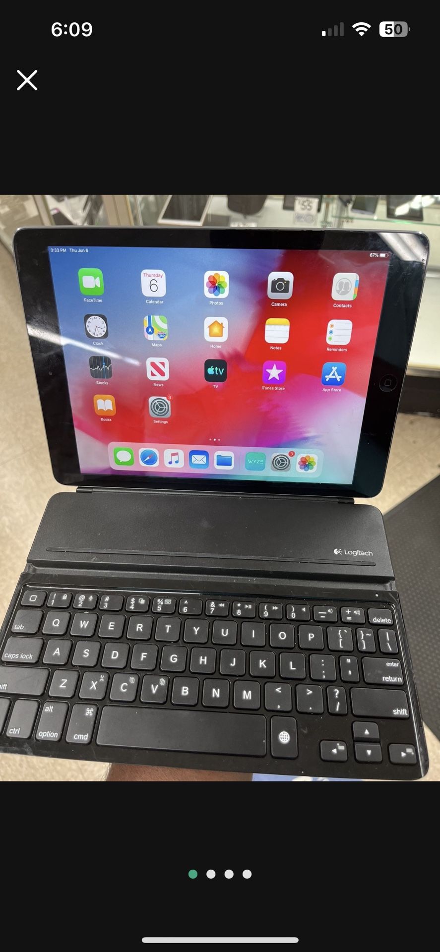 iPad & Keyboard 