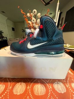 Nike LeBron 9 High-Top Basketball Sneaker