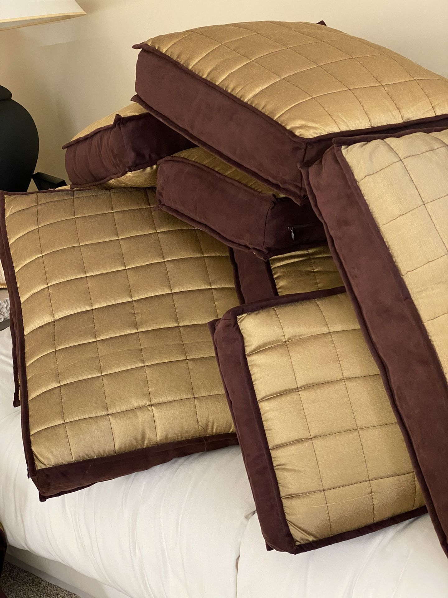KING 10 PIECE COMFORTER SET, FROM ZGALLERIE for Sale in Phoenix, AZ