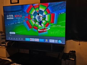 Samsung 65" Premium 4K UHD Smart TV UN65MU8000 Glass TV Stand, Remote - $450