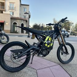 2025 SURRON LIGHT BEE X WITH SUPERMOTOs