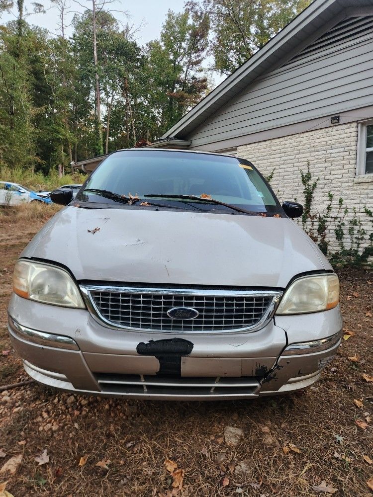 2002 Ford Windstar