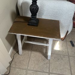 Lamp and table set