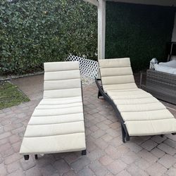 Lounge Chairs with cushions
